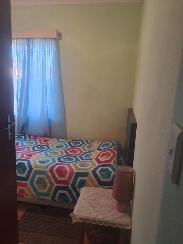 4 Bedroom Property for Sale in Avondale Western Cape